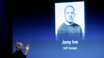 El diseñador de iPhone Jony
