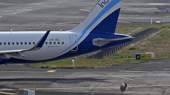 India reinicia operaciones en más