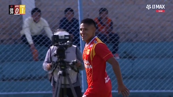 Golazo de Raúl Ruidíaz desde
